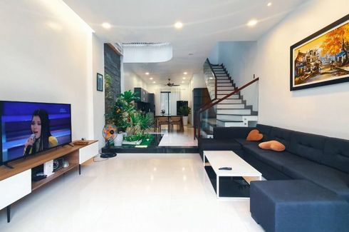 4 Bedroom House for rent in O Cho Dua, Ha Noi
