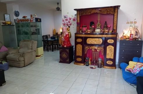 4 Bedroom House for sale in Taman Klang Jaya, Selangor