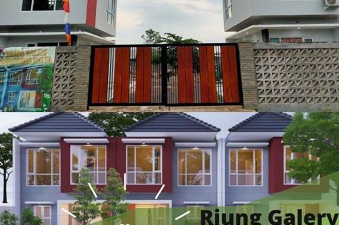 Rumah dijual dengan 2 kamar tidur di Cipamokolan, Jawa Barat