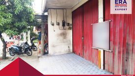 Komersial dijual dengan 4 kamar tidur di Cakung Barat, Jakarta