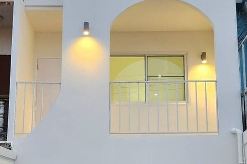 2 Bedroom Townhouse for sale in Fa Ham, Chiang Mai