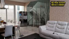 Townhouse dijual dengan 4 kamar tidur di Pademangan Barat, Jakarta