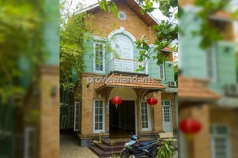 Cần bán villa 4 phòng ngủ tại Phường 14, Quận 3, Hồ Chí Minh
