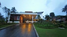 Rumah dijual dengan 5 kamar tidur di Babakan Madang, Jawa Barat