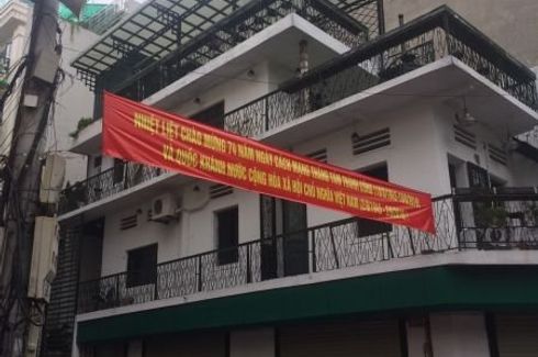 Cho thuê nhà phố 3 phòng ngủ tại Quán Thánh, Quận Ba Đình, Hà Nội
