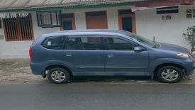Rumah dijual dengan 3 kamar tidur di Tanjung Duren Selatan, Jakarta