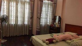 4 Bedroom House for sale in Nga Tu So, Ha Noi