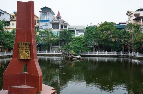 Cần bán nhà phố 3 phòng ngủ tại Ngã Tư Sở, Quận Đống Đa, Hà Nội