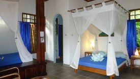 Villa dijual dengan 8 kamar tidur di Alasangker, Bali