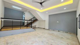 4 Bedroom House for sale in Jalan Skudai, Johor