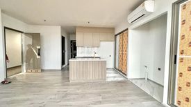 2 Bedroom Condo for sale in Rhythm Ekkamai Estate, Khlong Tan Nuea, Bangkok near BTS Ekkamai