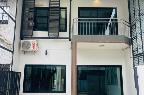 3 Bedroom Townhouse for rent in Mae Hia, Chiang Mai