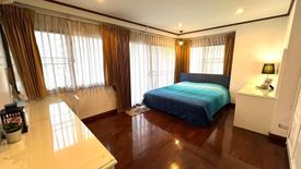 1 Bedroom Condo for rent in Saranjai Mansion, Khlong Toei, Bangkok near BTS Nana