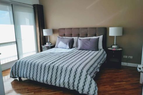 3 Bedroom Condo for rent in Joya Lofts and Towers, Rockwell, Metro Manila near MRT-3 Guadalupe