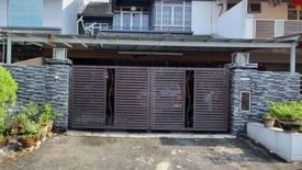 5 Bedroom House for sale in Taman Seri Alam, Johor