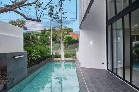 4 Bedroom Villa for sale in Chang Phueak, Chiang Mai