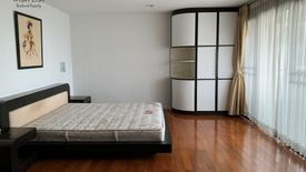 3 Bedroom Condo for rent in Kiarti Thanee City Mansion, Khlong Toei Nuea, Bangkok near BTS Asoke