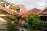 Rumah dijual dengan 6 kamar tidur di Gayungan, Jawa Timur