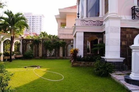 5 Bedroom Villa for sale in Binh Trung Tay, Ho Chi Minh