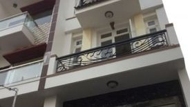 5 Bedroom House for sale in Nga Tu So, Ha Noi