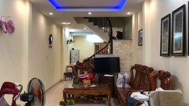 5 Bedroom House for sale in Nga Tu So, Ha Noi