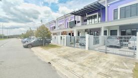 4 Bedroom House for sale in Petaling Jaya, Selangor