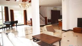 Cho thuê villa 5 phòng ngủ tại Phú Thượng, Quận Tây Hồ, Hà Nội