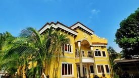 10 Bedroom House for sale in Pasong Tamo, Metro Manila