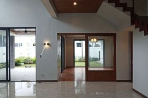 8 Bedroom House for sale in Pansol, Metro Manila