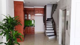 3 Bedroom House for sale in Ngoc Thuy, Ha Noi