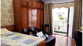 4 Bedroom House for sale in Dich Vong Hau, Ha Noi