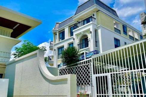 Cần bán villa 4 phòng ngủ tại Phú Hữu, Quận 9, Hồ Chí Minh