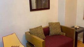 1 Bedroom Condo for rent in Forbeswood Heights, Bagong Tanyag, Metro Manila