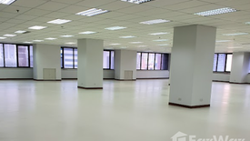 Office for sale in CHAMNAN PHENJATI BUSINESS CENTER, Huai Khwang, Bangkok near MRT Phra Ram 9