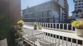 3 Bedroom Townhouse for sale in Khlong Tan Nuea, Bangkok