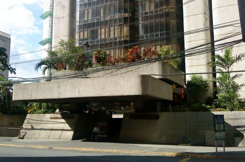 4 Bedroom Condo for rent in Urdaneta, Metro Manila near MRT-3 Ayala
