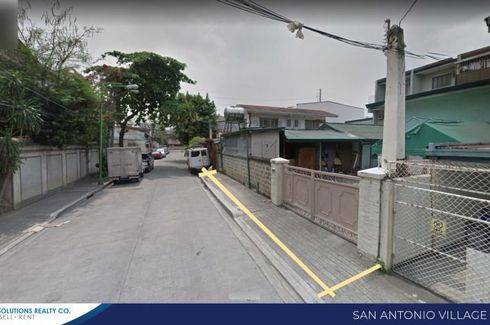 House for sale in Urdaneta, Metro Manila near MRT-3 Ayala