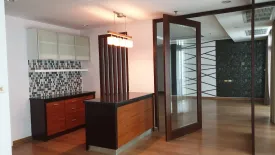 4 Bedroom Condo for rent in Wattana Suite, Khlong Toei Nuea, Bangkok near MRT Sukhumvit