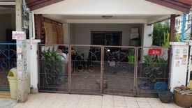 2 Bedroom Townhouse for sale in Tha Raeng, Bangkok