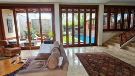 Rumah dijual atau disewa dengan 5 kamar tidur di Cilandak Barat, Jakarta
