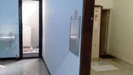 Rumah dijual dengan 4 kamar tidur di Ploso, Jawa Timur