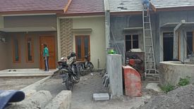 Rumah dijual dengan 2 kamar tidur di Sawit, Jawa Tengah