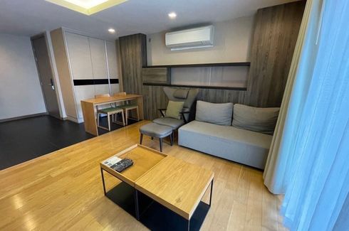 1 Bedroom Condo for rent in Via Botani, Khlong Tan Nuea, Bangkok near BTS Phrom Phong