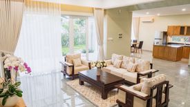 Cho thuê villa 4 phòng ngủ tại Long Thạnh Mỹ, Quận 9, Hồ Chí Minh