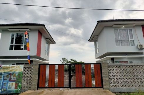 Rumah dijual dengan 2 kamar tidur di Cipamokolan, Jawa Barat