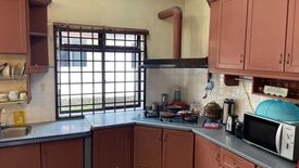 3 Bedroom House for sale in Taman Molek, Johor