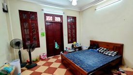 3 Bedroom House for sale in Lieu Giai, Ha Noi