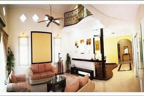 6 Bedroom House for sale in Taman Pelangi Indah, Johor