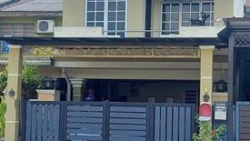 3 Bedroom House for sale in Taman Perkasa, Selangor