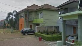Rumah dijual dengan 6 kamar tidur di Lenteng Agung, Jakarta